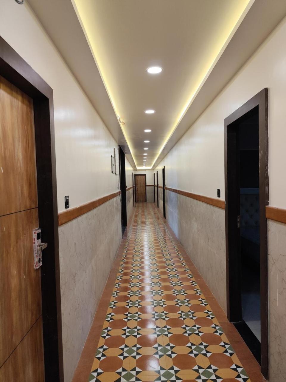 Sree Mahalakshmi Residency By K Hotels Virudunagar ภายนอก รูปภาพ